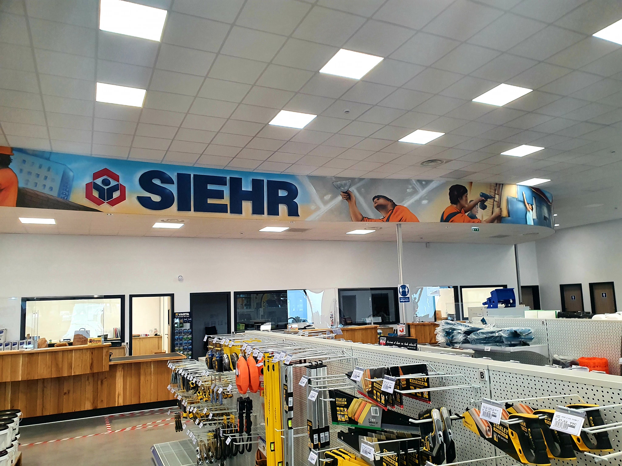 Décoration des nouveaux locaux de l’entreprise Siehr